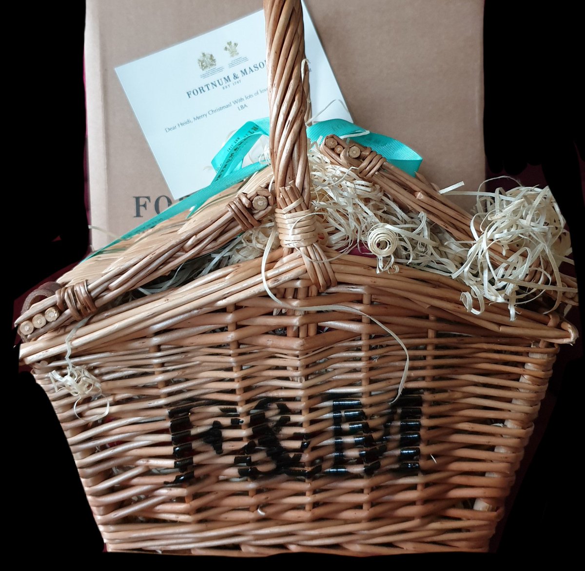 How beautiful is this fabulous @Fortnums hamper? It just arrived, was a total surprise and is very much appreciated! 🌲💙🌲💙🌲💙🌲 #hamper #festivetreats #tea #biscuits #christmaspudding #jam #reindeernoses #feelingpampered #Christmas #fortnumandmason