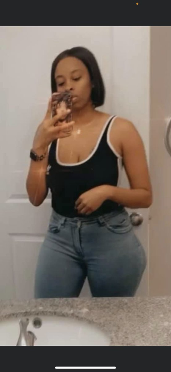 YouSi_Me's tweet photo. Happy Birthday to my fine ass sisterrrrrrrr 🥰💜💜💜 @ShayK85 https://t.co/WwK5yrV8E0