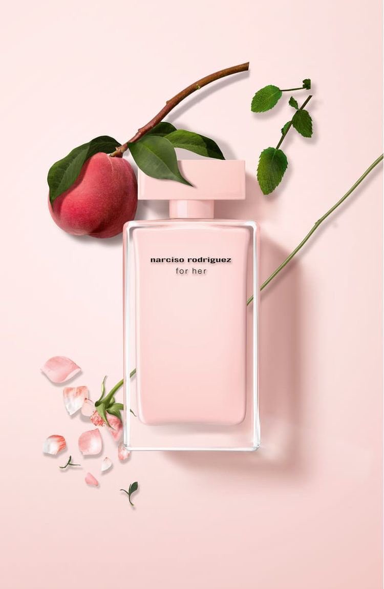 21. For Her Narcisso Rodriguez EDP 100 ML RM350.Perfume ni adalah paling disukai ramai pakai untuk reception. Hype dari tahun 2006 so kalau gf korang pakai perfume ni itu maksudnya korang dah kene get ready la sebab dia dah bagi hint hint gitu. Ketahanan: Harga: 