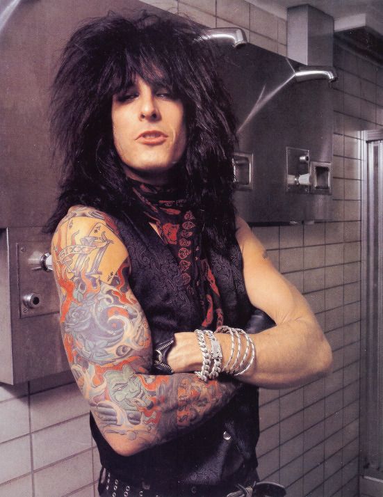 Happy Birthday to Mötley Crüe bassist Nikki Sixx. He turns 62 today. 