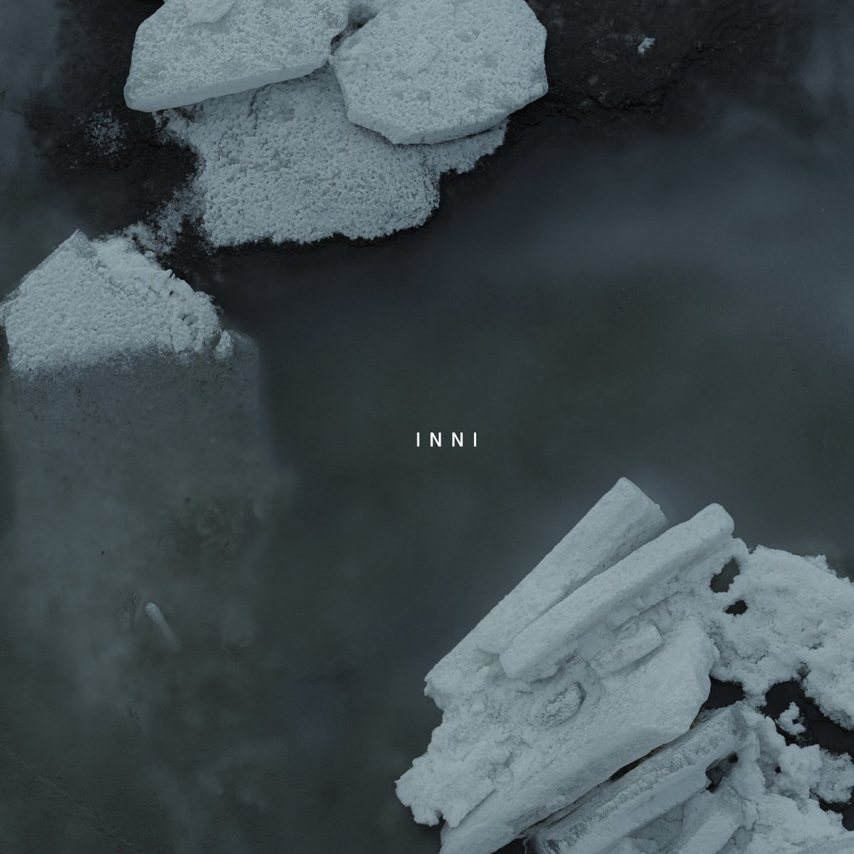 I N N I - 7. A playlist for your December. 
open.spotify.com/playlist/6CHhO…