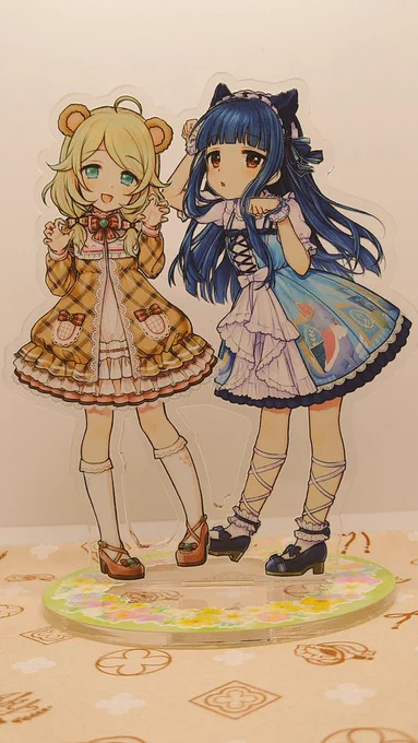 ガハハ!!!さいきょーー!!!!
また自己満足の遊びしました。
印刷はYousei印刷さん(@yousei_info)、いつもお世話になっております。
おおきめなのでなかなか存在感ある〜 
