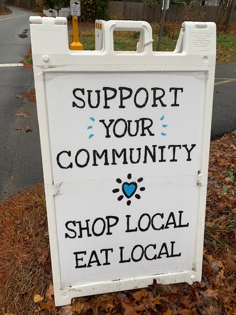 UPSStoreActonMA's tweet image. Shop Local. Buy Eat &amp;amp; Live Local this Season in Acton - Concord MA and beyond! 'Invest' in your community!
#ActonMA #ConcordMA