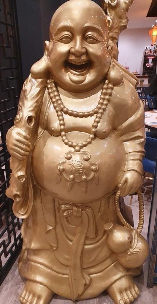 Dicen que, cada vez que compartimos la imagen de un Buda sonriente, recibimos dinero, o muy buenas noticias, dale RT ✨