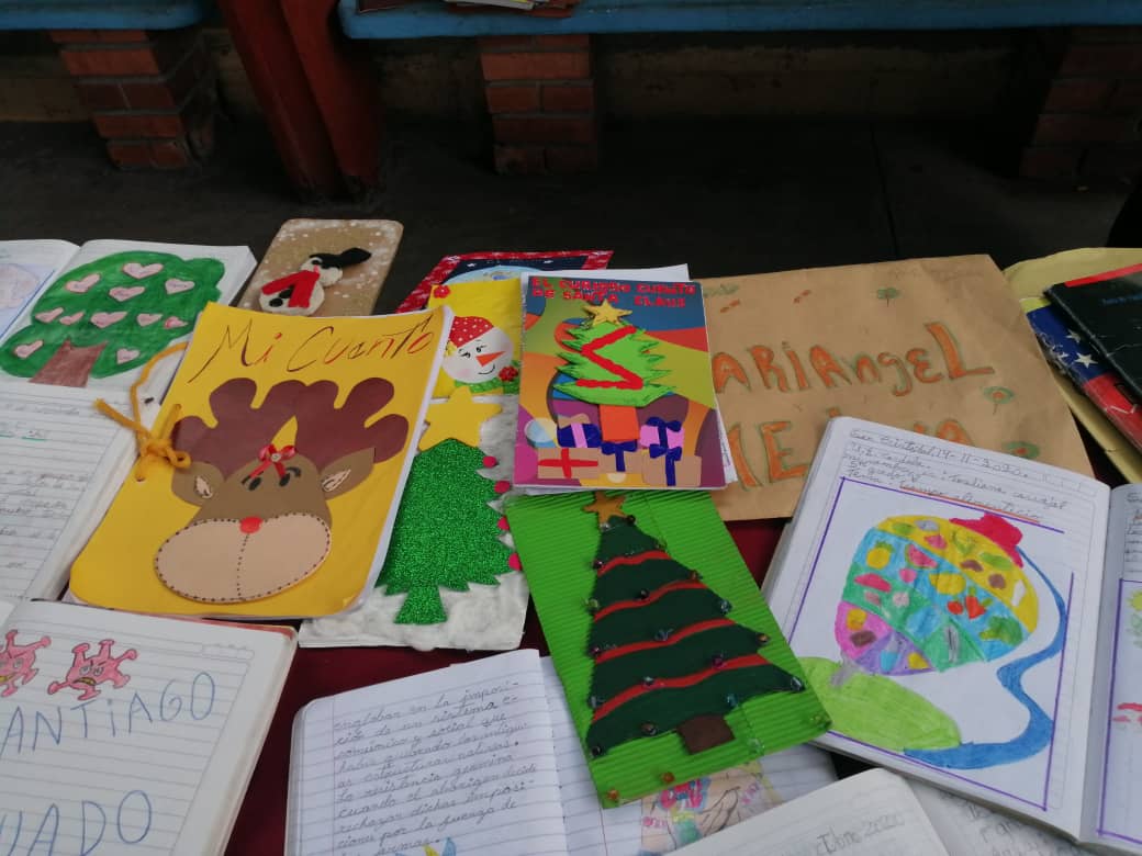 Recursos para el Aprendizaje con sus viveros literarios  también se hizo presente en el encuentro Pedagógico <a href="/charlychaves/">Charly Rojas Chaves</a> <a href="/Crazet2011/">Crazet2011</a> <a href="/crasancristobal/">crasancristobal</a> <a href="/clifpsc/">CLIFPMV Municipio San Cristóbal</a> @ZonaEducTachira <a href="/circuito7megob/">circuitosiete</a>