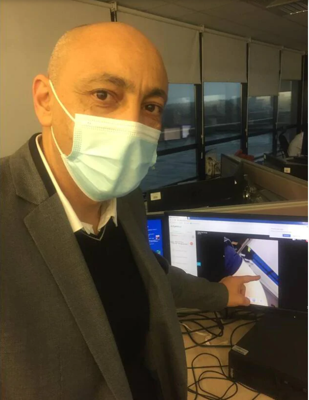 AMA_XPERTEYE's tweet photo. Le @CHRU_Brest poursuit son ascension en #telemedecine avec l'adoption de XpertEye Lite par le #SAMU.
" On gagne en clarté. Bientôt, on se demandera comment on a pu faire sans un outil comme celui-là ! » Dr Chahir, chef du Samu 29.
👉@OuestFrance : https://t.co/YBk9ygLpwj https://t.co/nzV49L0gka