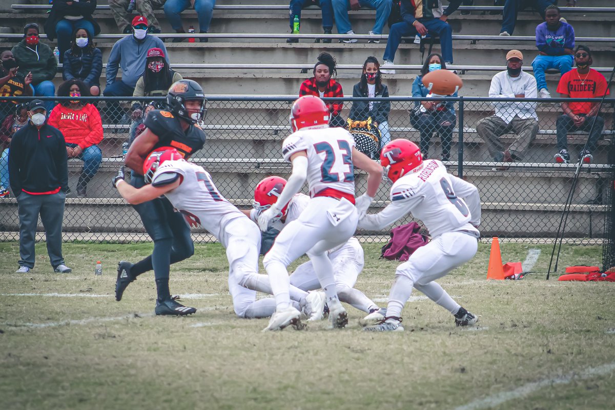ToombsFootball1's tweet photo. Final recap in pictures ๐ธ for 2020... We already miss it.
You can find the rest here: https://t.co/GjPR8wn3by
#BeADog #ToombsCountyFootball https://t.co/FNgL703lJp
