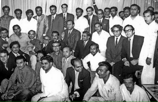 SyedTanzemTShah's tweet photo. 1967 - 1977 : Bhutto rules the hearts forever, 1st decade of PPP was glorious one..
Democracy, Constitution, Nuclear Program, Foundation of Pakistan's Strong & Well-Directed Foreign Policy, Identity & Empowerment of People, Reforms & Strategic Projects. #53YearsofPPP https://t.co/3mwkbCPGn0
