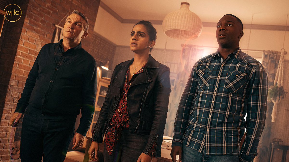 bbcdoctorwho's tweet image. Watched the trailer? Now read more about the New Year's Day special and hear from showrunner Chris Chibnall here ➡️bbc.in/3q7UNri