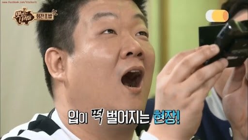 성게알 tweet media
