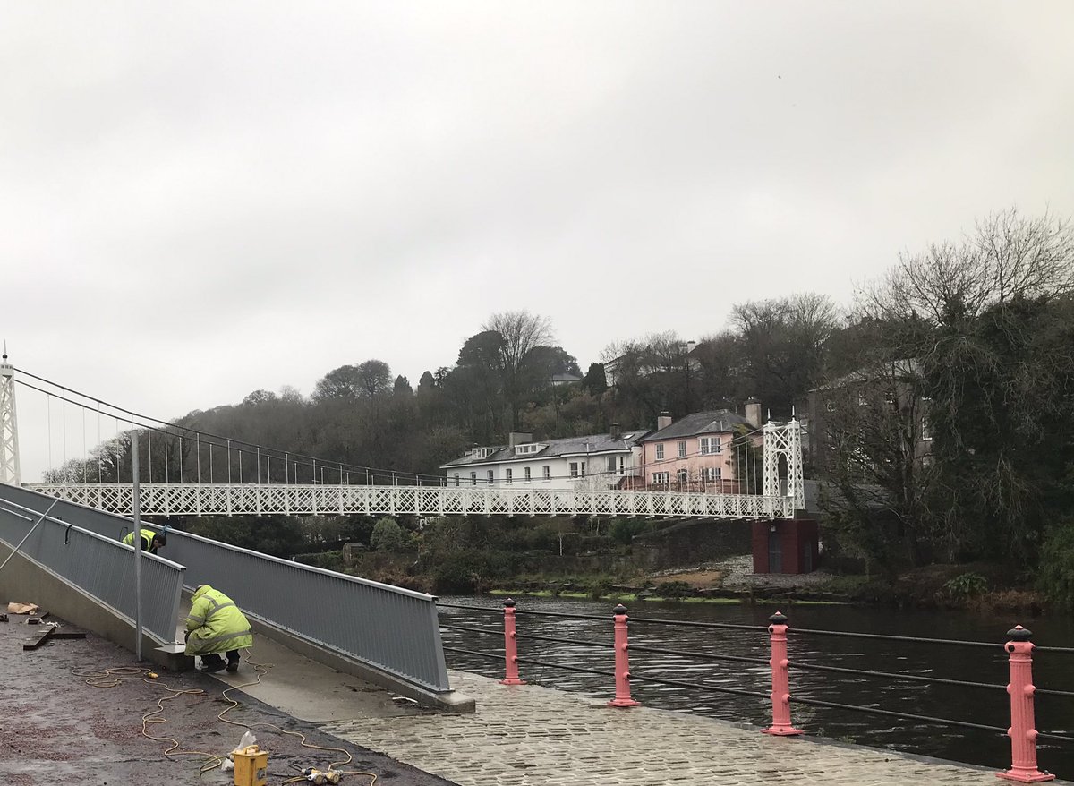Tfitzgeraldcork's tweet photo. Glad to hear Daly’s #shakybridge may be open for Christmas - Some minor works however will not be fully completed including lighting, painting and electrical & landscaping. Detailed plan for new year @MauriceGubbins @echolivecork @irishexaminer @EoinBearla @NeilRedFM @pjcoogan https://t.co/sXIPmPlNmR