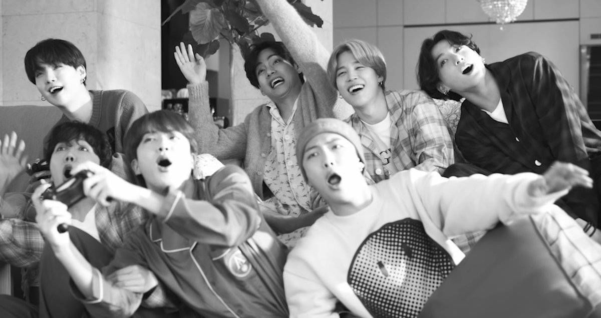 bluesapphire_a's tweet photo. How I can felt in love with this 7 boys again.. again.. again? https://t.co/bWFtkjjlar