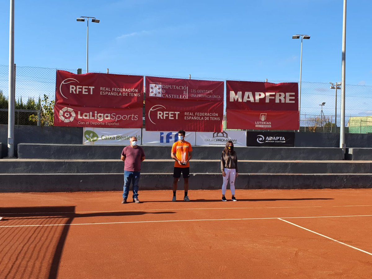 🎾 #ITF Nicolás Álvarez Varona🇪🇸 se adjudica el 🏆 del internacional de <a href="/CTBenicarlo/">CLUB TENIS BENICARLO</a> (15.000$) tras ganar a Ivan Gakhov🇷🇺 76(13) 64

📋 Resultados: rfet.es/es/itf-world-t…