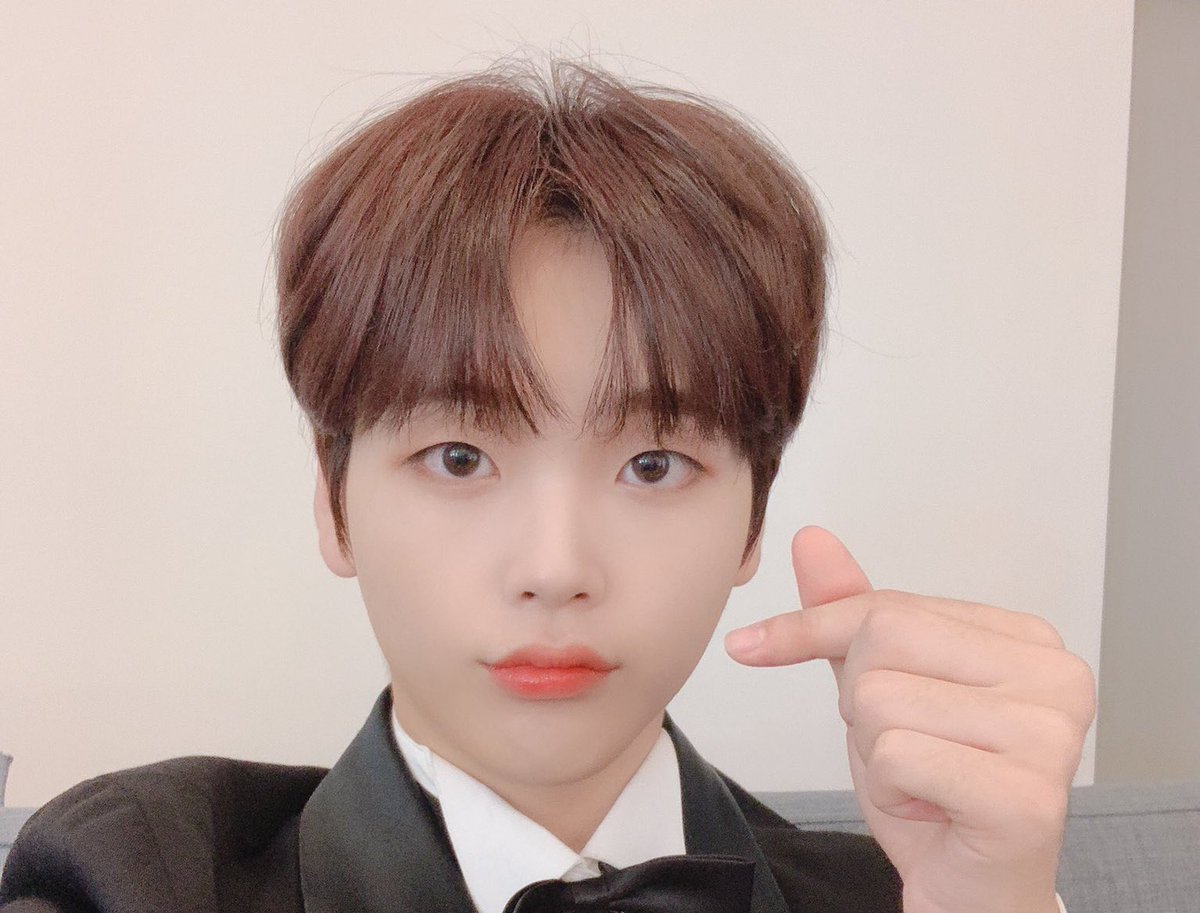 jnmlvwj's tweet photo. ヒョンジュン〜おめでとう🤍🤍
これからも9人で花道だけ歩いてね🥰
沢山色んなこと乗り越えてCRAVITYになってくれてありがとう🥰
#형준이의_열아홉을_기억해
#Lemon_Hyeongjun_Day https://t.co/o8dfDyW3Oy