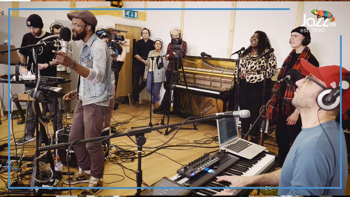 jazzfm's tweet photo. Manchester-based neo-soul collective Pieces of a Man will be performing an exclusive live session this evening, recorded specially for the show

Folded Space with Tony Minvielle, taking you on a journey every Sunday evening from 1am

| @POAMmusic @tru_thoughts @TonyMinvielle | https://t.co/ZAh5scI8K4
