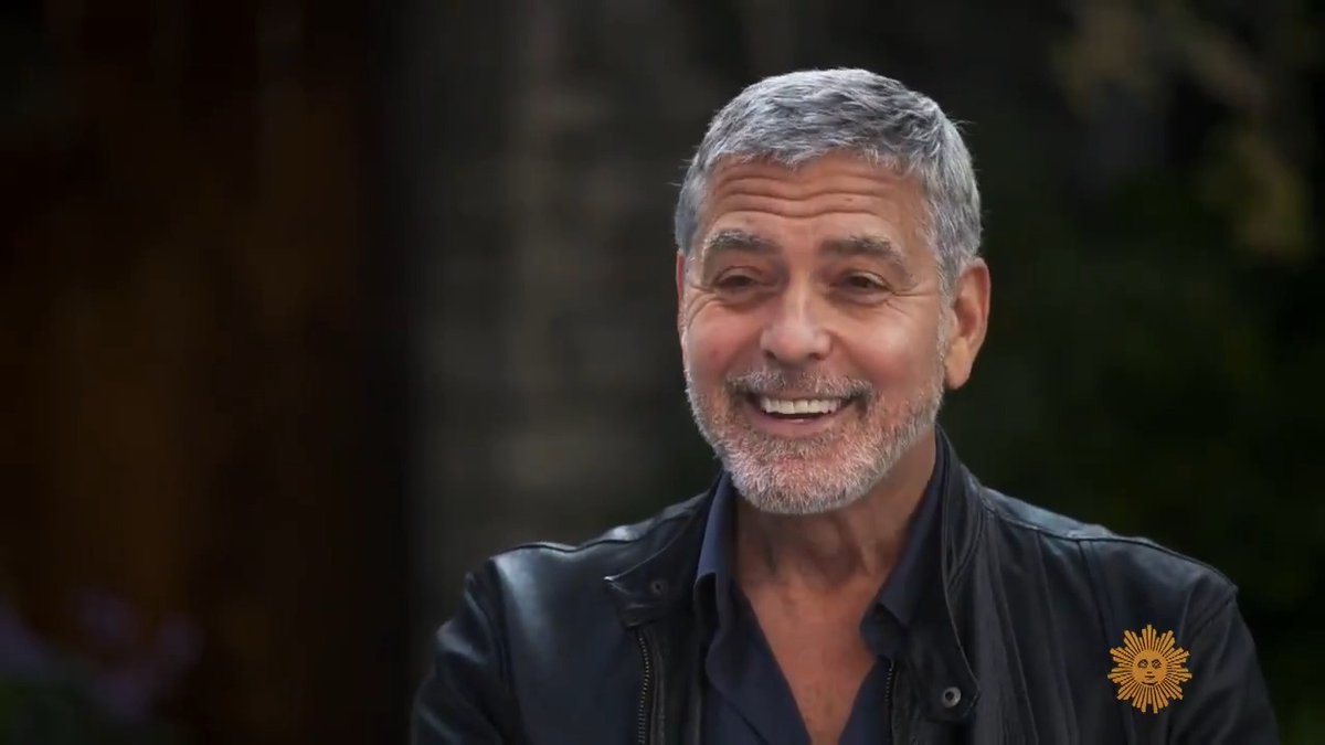Actor/director George Clooney tells @thattracysmith that he's been cutting his own hair for years - by using the Flowbee haircutting machine https://t.co/SWYT8pFC8h https://t.co/bKepm5LQCM