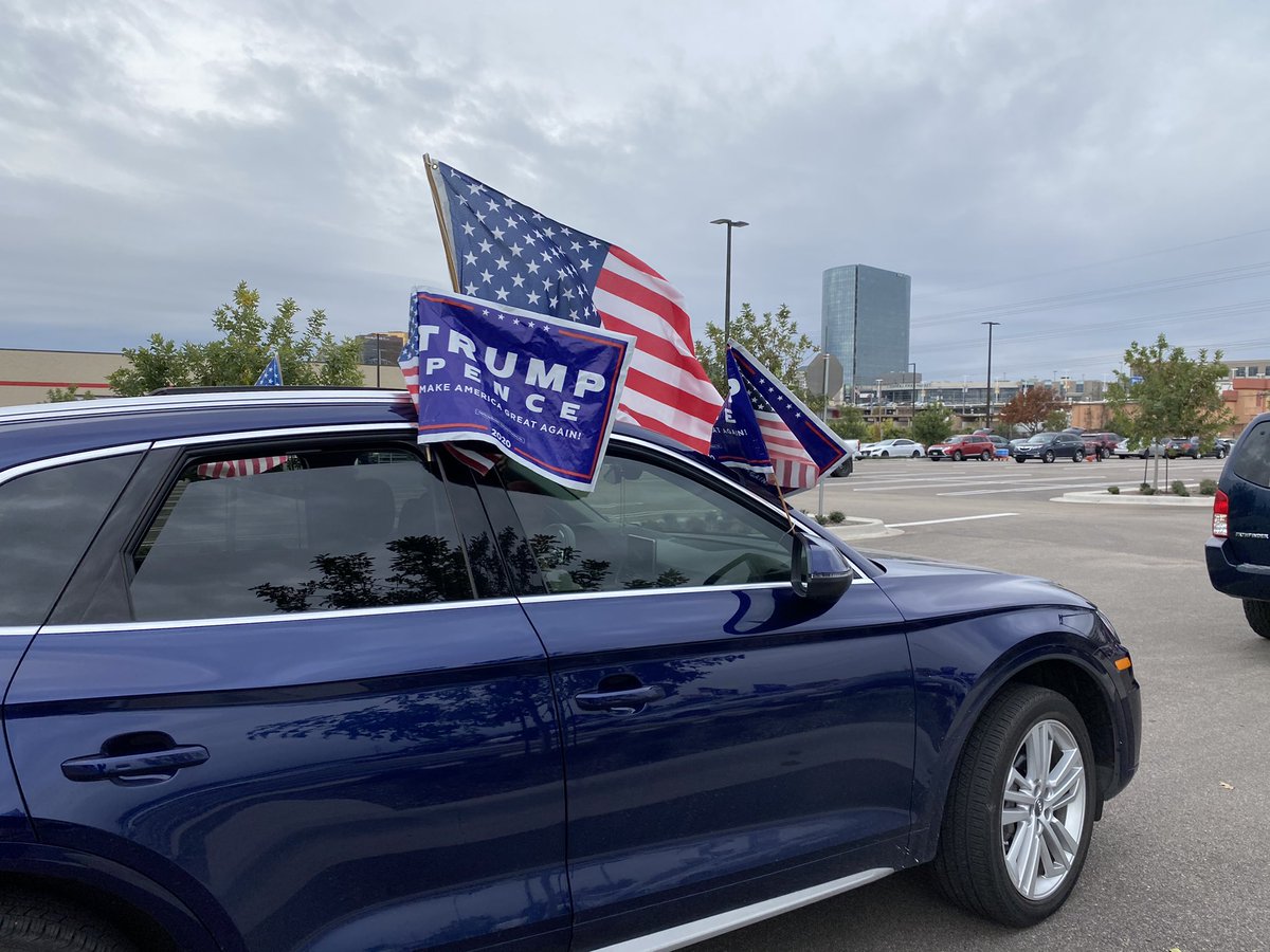 bbestes's tweet photo. Getting the “Beebes Mobile” ready for the “Rolling Patriot Rally” in Dallas yesterday afternoon.
#KAG #StopTheSteaI
#SupportThePresident https://t.co/C1r6HoFo5u