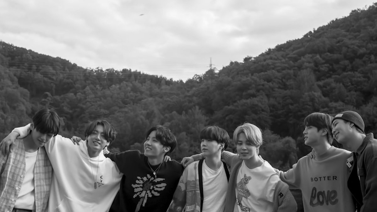 liya⁷ ☆ IS SEEING BTS IN KL ! tweet media