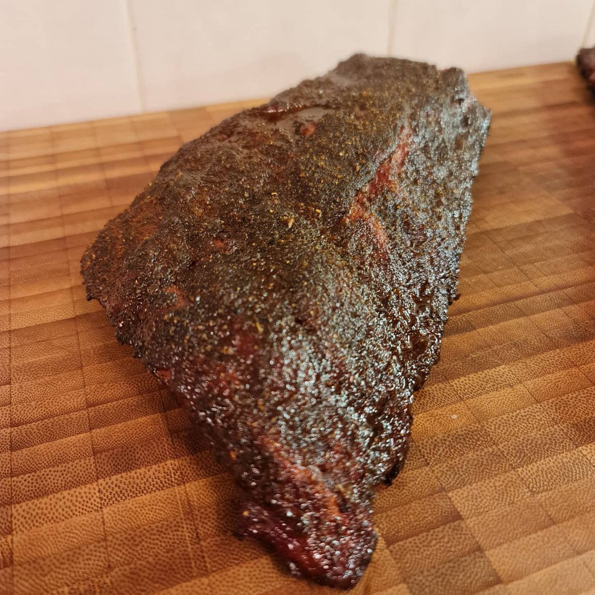 A bit of fun yesterday playing with these lovely baby back ribs from <a href="/hixsonmeatldn/">Tom Hixson of Smithfield</a>
1 set of Chipotle BBQ Rub &amp; the second set with the 'bacon bacon fries' kit from <a href="/AlmostFamousGN/">Almost Famous GN</a>
#spicepunch #321method #biggreenegg #smoked #experimentalbbq #almostfamous #delicious #foodporn