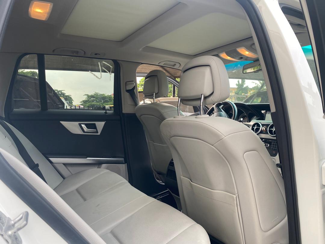 ldgcolt's tweet photo. The red beauty!
RT @CNwanbueze : Toyota Venza 2010
Neatly Used. V6engine
FullOption. Nothing to fix
#4.1m net. Lagos
Pls kindly RT and patronize #CalebAutos. Yobe Griezman Amsterdam https://t.co/NNr1Zwegi4