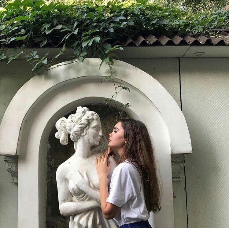 pamvonhadder's tweet photo. girls and art https://t.co/PyLJjaFfEz