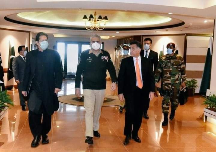 Prime Minister Imran Khan visit ISI Headquarter today.
#Pakistan #PakistanReject_Israel #StandwithPalestine #illegalStateIsrael