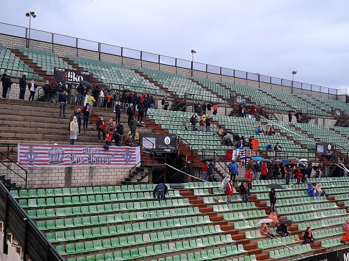 La afición del @CDDonBenito1928 nunca falla👏👏