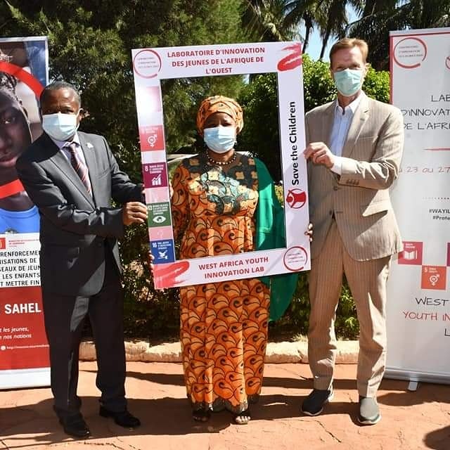 TanguyNinsemouT's tweet photo. Merci à Save the Children au Mali , au Ministère des Affaires Etrangères du Royaume de Danemark et à tous les autres partenaires pour l'opportunité qui m'a été donné de participer au brillant évènement du laboratoire des jeunes 2020.
#WAYIL2020
#YIL2020
#ProtectAGeneration https://t.co/hiMuCZYFmR