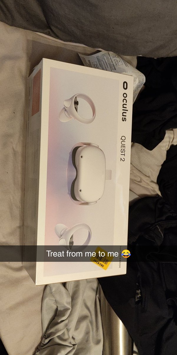 Bass_Graphics's tweet image. Ya boy finally got vr 👀👀