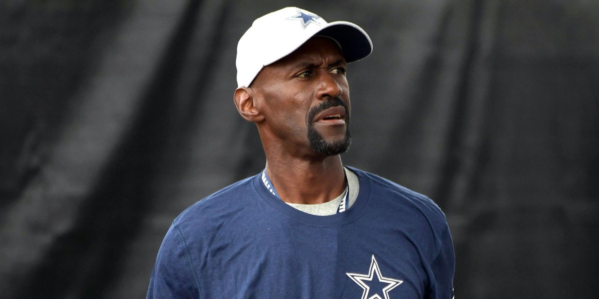 fishsports's tweet photo. Sunday 1st-and-10 NOTEBOOK - #MarkusPaul 's 'Lifer' Legacy; What's Next For #Cowboys? https://t.co/mHHRe4wL3L via @PostinsPostcard at @SInow https://t.co/VNVEFESdJf