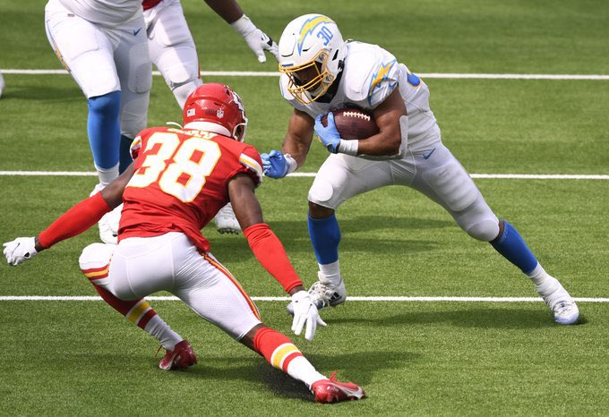 @PFF_Fantasy's photo on Gio Bernard