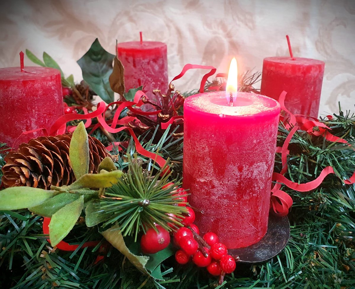 🇸🇰 Embassy in Skopje wishes everyone a peaceful and loving #Advent