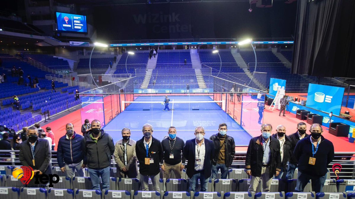 padelfederacion's tweet photo. 🏆Más de 200 parejas de todo el territorio nacional han participado en este XXXVI Campeonato de España de Pádel.
El dato refleja la magnífica salud de nuestro deporte y el espléndido trabajo que realiza cada una de las federaciones territoriales para que sea así.
#FEP #CEP2020 https://t.co/o24wQ2NXOr