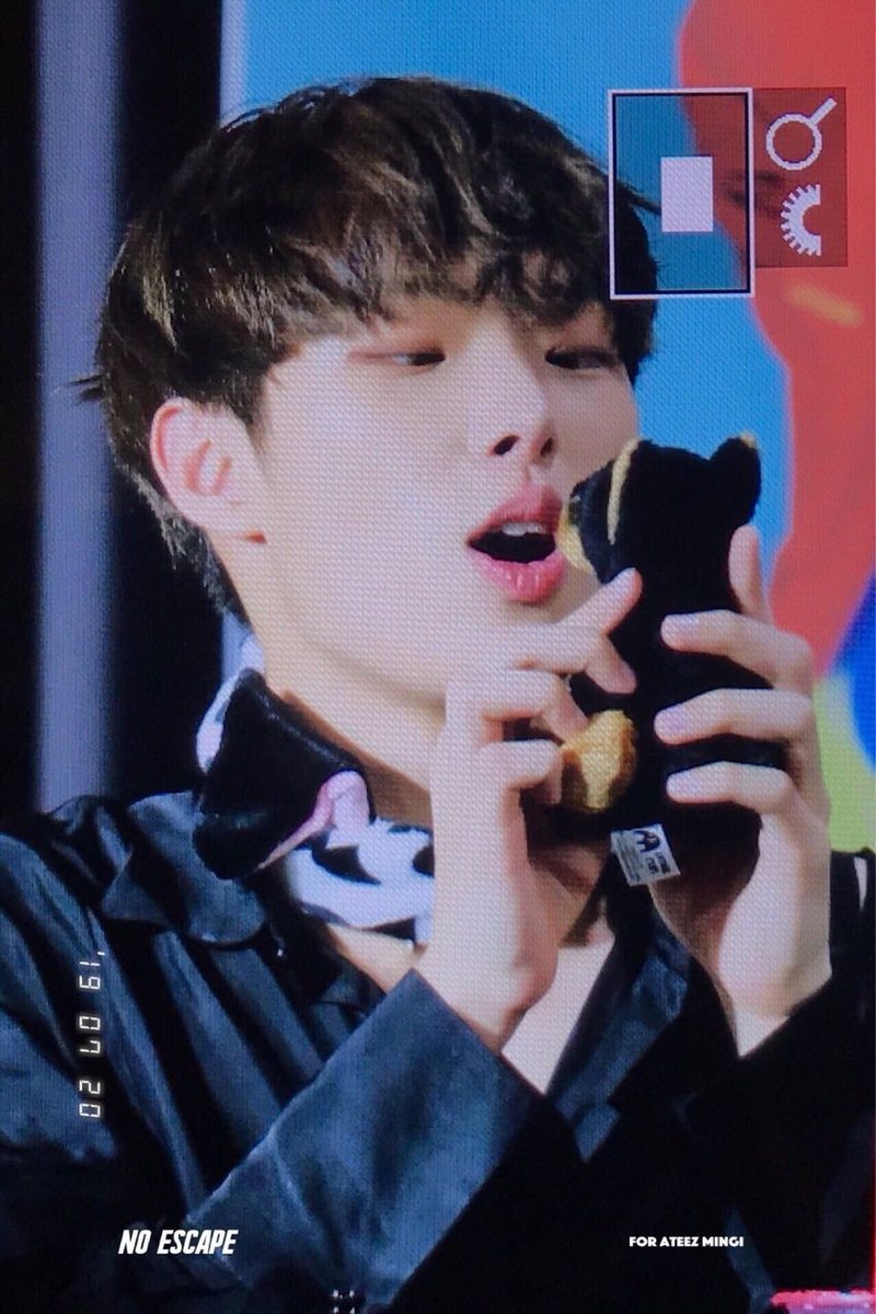 atzmingithinker's tweet image. i live for these photos of mingi
he's just so cute 🥺