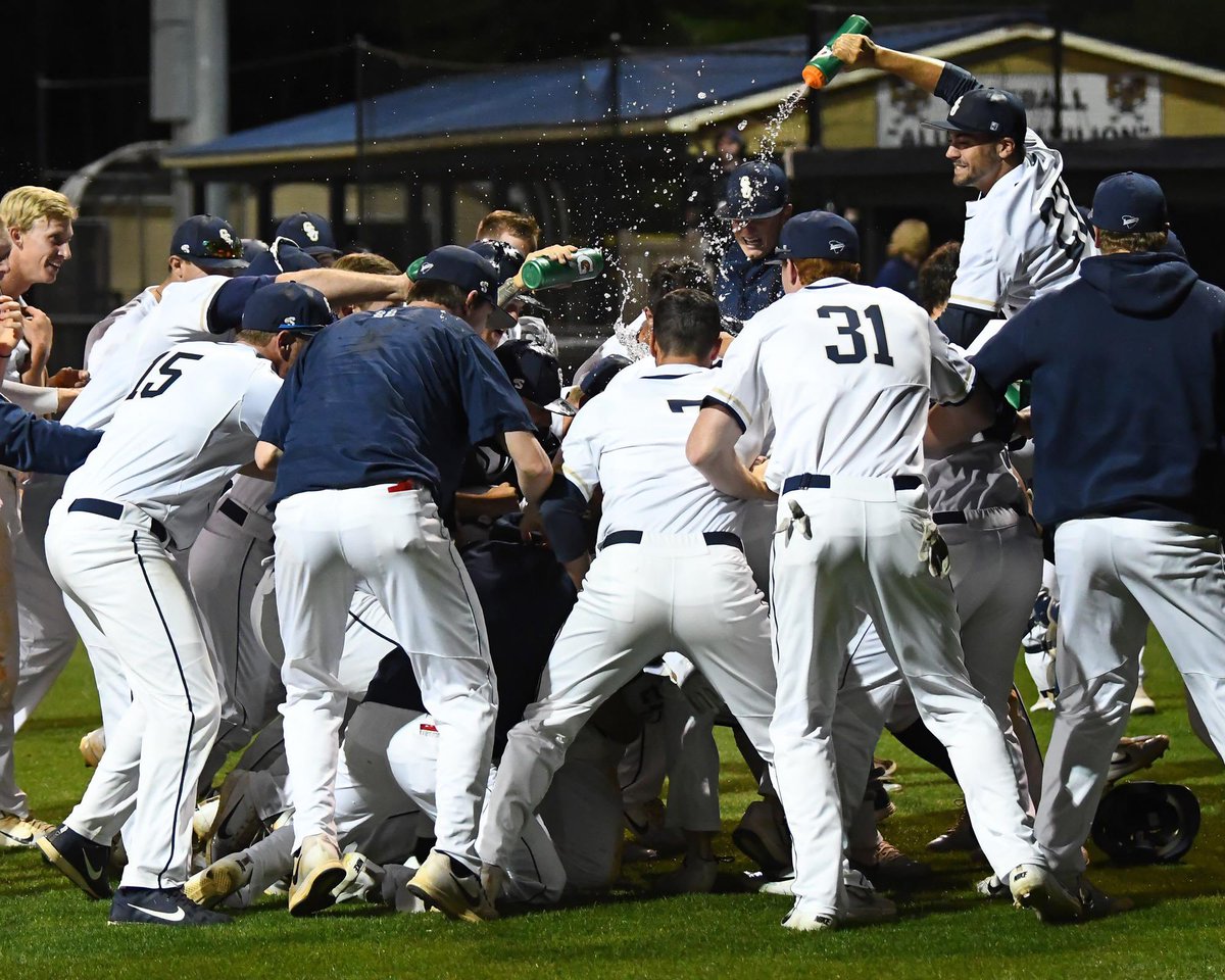 Blessed to announce that I’ve committed to continue my academic and baseball career at Charleston Southern University! Thanks to my family, my coaches, and my teammates that have helped me along this journey! #JoinTheSiege @CSUBucsBaseball @Coach_Izz5 @HCC_Hawks @RazBerry02