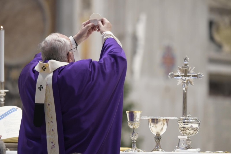 Desde la fe on Twitter: "El Papa Francisco realizó esta oración en la Misa del Primer Domingo de #Adviento: "Ven, Señor Jesús, te necesitamos".… https://t.co/sHo2xAawrl"
