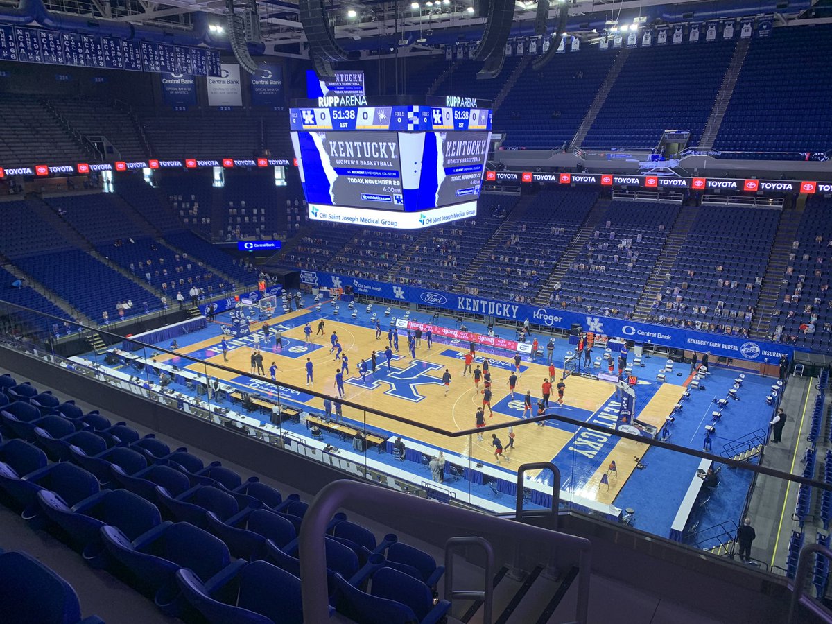 SteAshUK's tweet photo. Church in the parking lot at Rupp, now on to see our CATS play ball and get the W! #priorities #BBN #WeAreUK #PiperBlue https://t.co/DCsRpcB49j