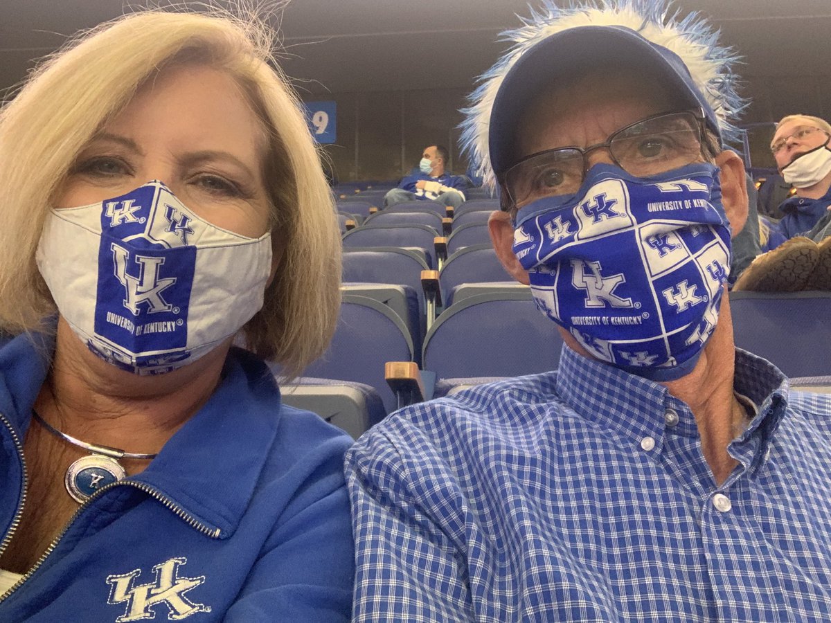 pss711's tweet photo. #WeAreUK https://t.co/jqbw4M3piH