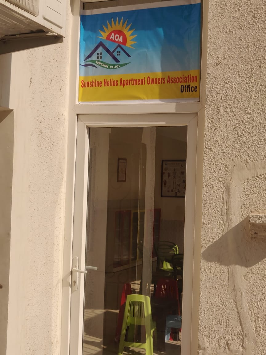 SSHAOA1's tweet photo. Desperate enough to get together in large numbers in these pandemic times though with proper COVID precautions - maintaining social distancing &amp; masks - residents found a place for elected AOA's office. https://t.co/ZIId9DteQV