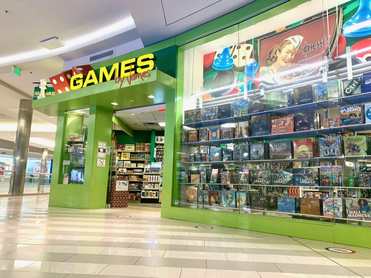 mallofamerica's tweet photo. Today is Giving Fun Day as part of our #8DaysofGiving! Here are some stores with fun deals to enjoy: https://t.co/1HKdSXEsxM https://t.co/Ry5nqlFIq1