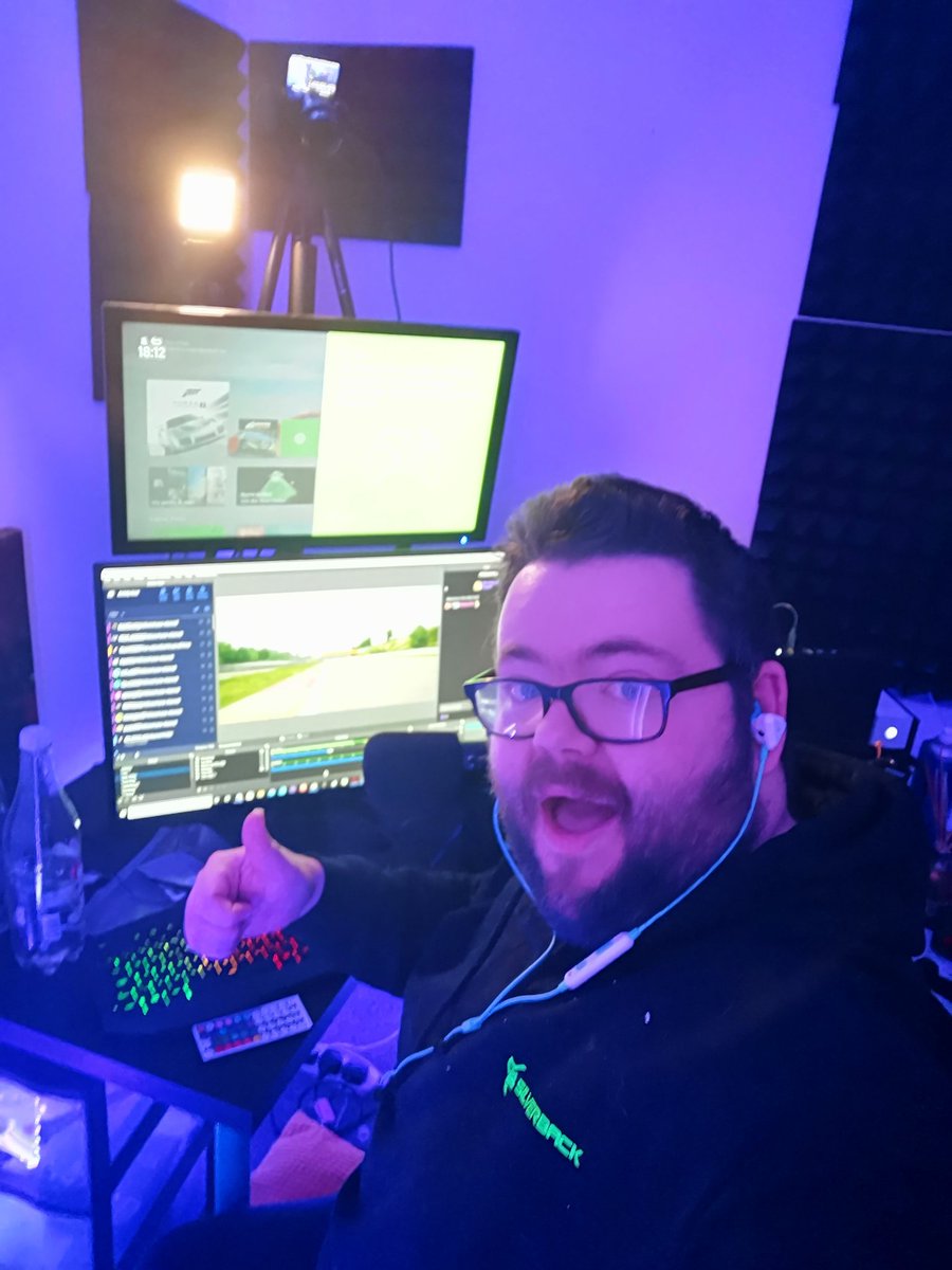 DELTALIVETV's tweet photo. Going live in 45 (has a ring to it) different setup this evening hope you all like come and chill have a chat and watch some great racing love you all #forzamotorsport7 #forza7 #forzacommunity #commentary #commentarycrew #commentator #broadcasting #broadcast https://t.co/wSl9VmbKjI