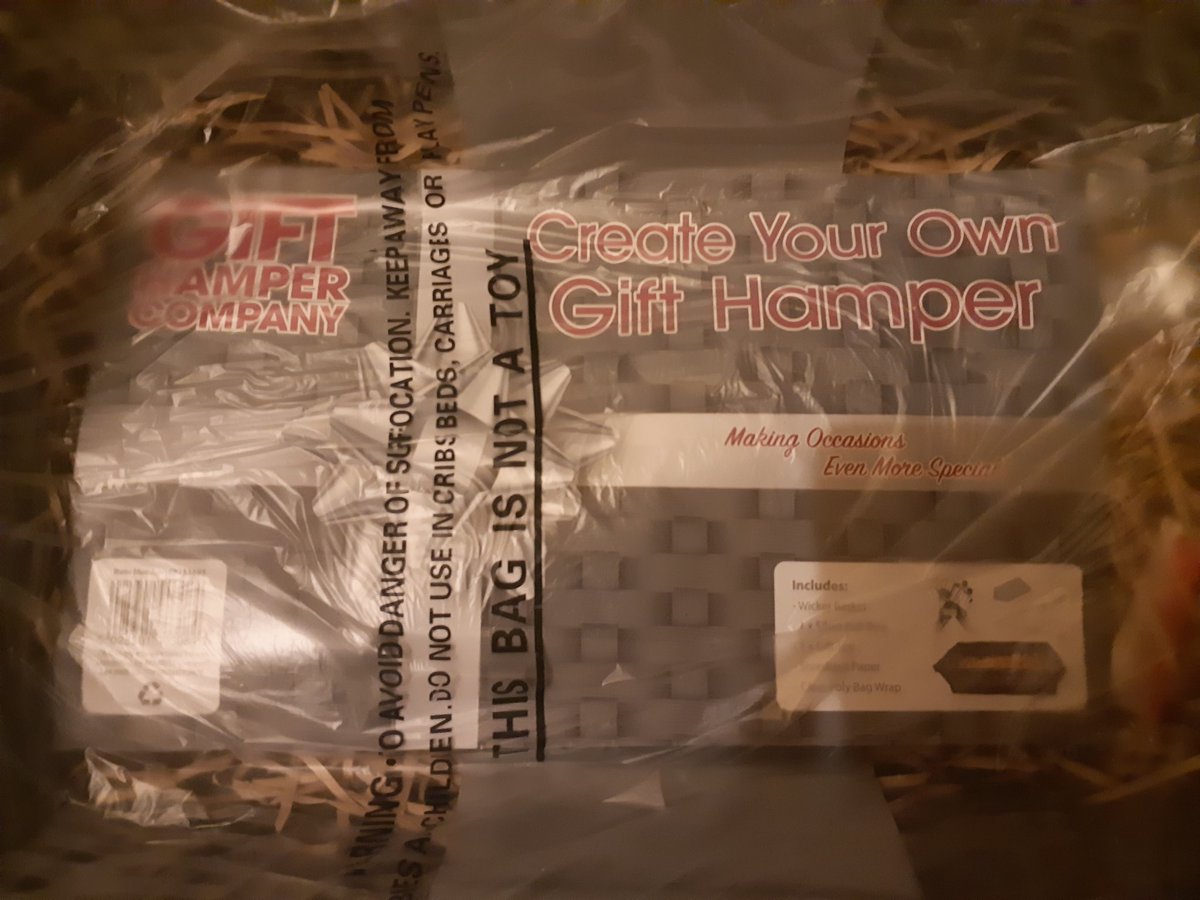blingblingtree's tweet photo. Following the lead of Master George McGarvey,  who's inspired me to do a reverse advent calendar.
Starting on December 1st, I'll add an item to the hamper and donate to the local foodbank to give as a gift to a family in need this Christmas @carolinepotter https://t.co/lMr0WnDpDx