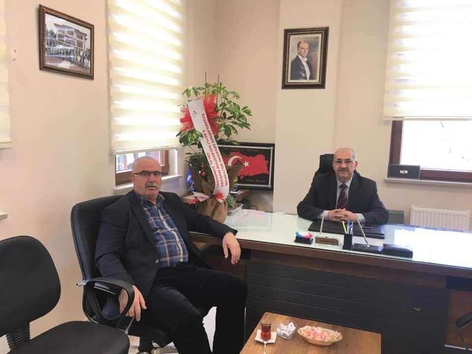 EĞİTİM CAMİASININ CELAL HOCASI SULTANBEYLİ HALK EĞİTİM MÜDÜRÜ DEĞERLİ BÜYÜĞÜM AĞABEYİM CELAL GÜNDOĞDU HAKK'IN RAHMETİNE KAVUŞMUŞTUR. ALLAH’TAN RAHMET YAKINLARINA VE EĞİTİM CAMİASINA BAŞSAĞLIĞI DİLERİZ.