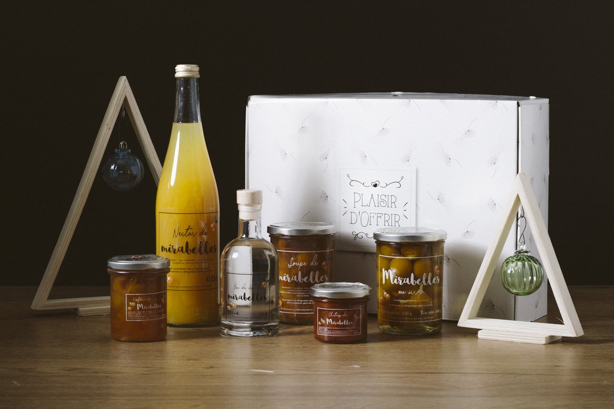 FermePrun's tweet photo. Vous cherchez un cadeau original et vous aimez la mirabelles ... retrouvez nos coffrets et nos produits : 
Livrés partout en France sur le site "pour de bon" https://t.co/P6Pj1gddLa https://t.co/3RBUc9EZ0c