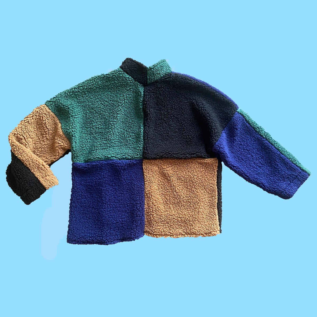 bynineteen99's tweet photo. quarter zip sherpa anorak pullover
hand sewn, hand picked fabric, custom pattern for oversized, off the shoulder fit
available saturday, 12/5
modeled photos coming this week https://t.co/aIzkan3d3K