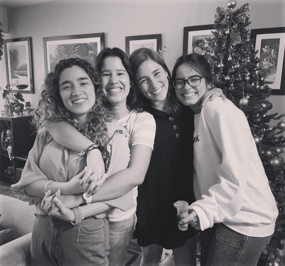 mapazvc's tweet photo. Familia🥰! https://t.co/oWv1FzrHWB