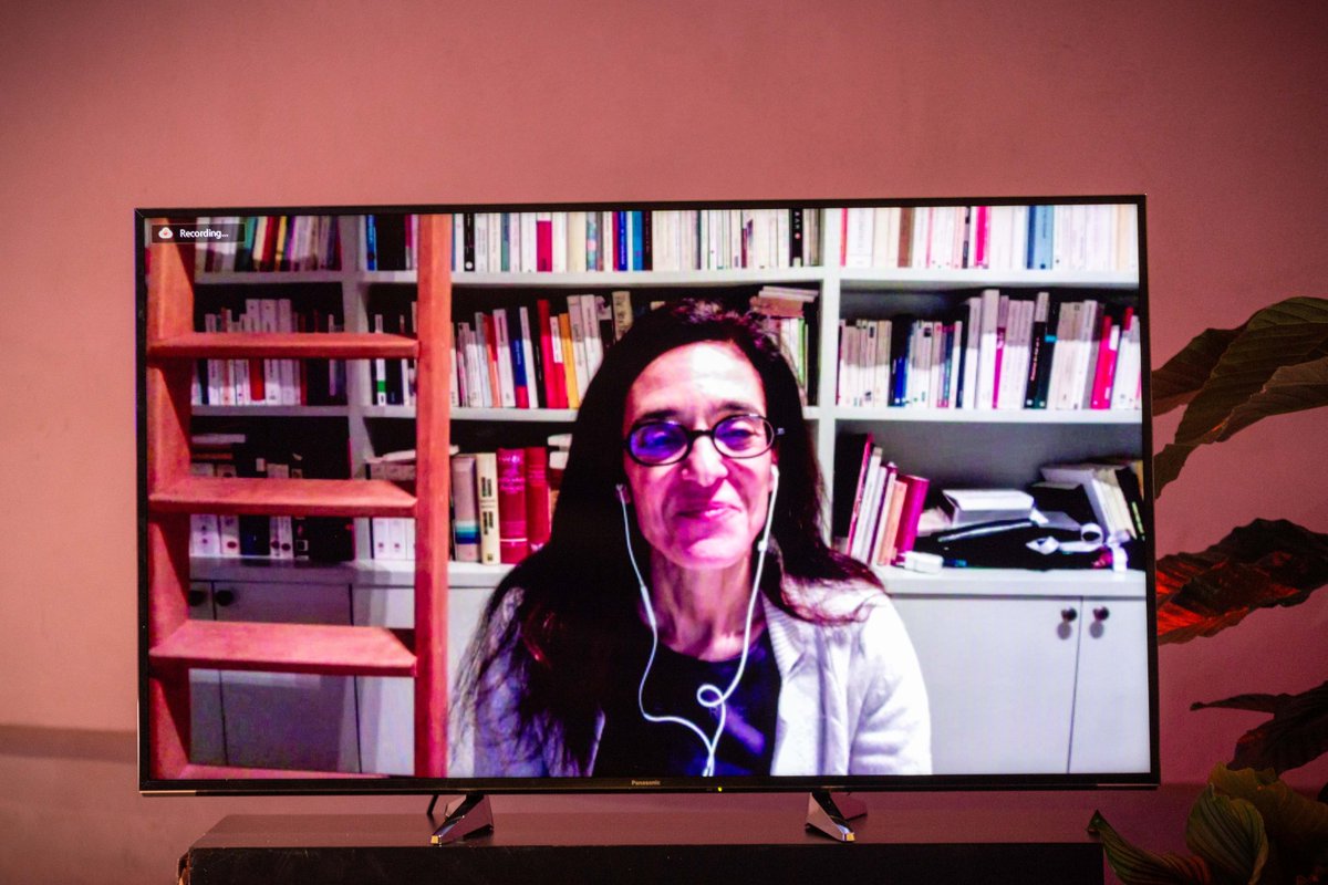 buon_vivere's tweet photo. #BV20 si chiude con Futuro Femminile Plurale con
@michelamarzano, @mariannaaprile, Enrico Giovannini, Nicola Saldutti, @Top_Marti @sabikasp.
Non ci sono davvero parole per ringraziarvi.
Intanto ci prendiamo una notte di riposo per elaborarle.
Aspettando...#FemminilePlurale! https://t.co/2iy7rAU3AO