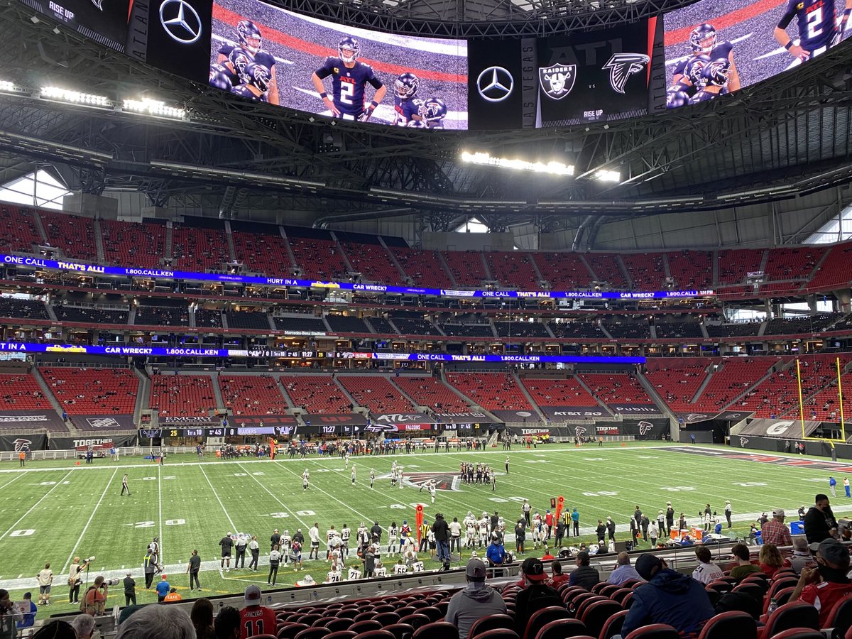 danbadstubner's tweet photo. Enjoying the #falcons game at ⁦@MBStadium⁩ with my bride ⁦@Kailly_B⁩ . Very cool stadium! Can’t wait to go back when all this #covid nonsense is over https://t.co/F4nihxztmo