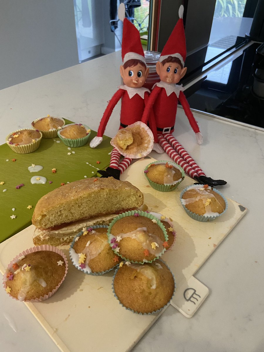 The elves have been very busy this week  🤭😜🎅🏻
<a href="/TheElfOnAShelf/">TheElf OnAShelf</a>