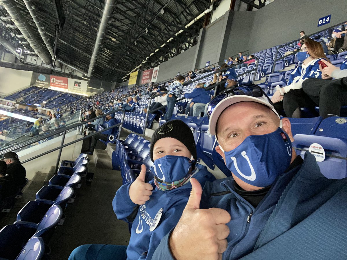 My first <a href="/Colts/">Indianapolis Colts</a> game!  Go blue #TENvsIND